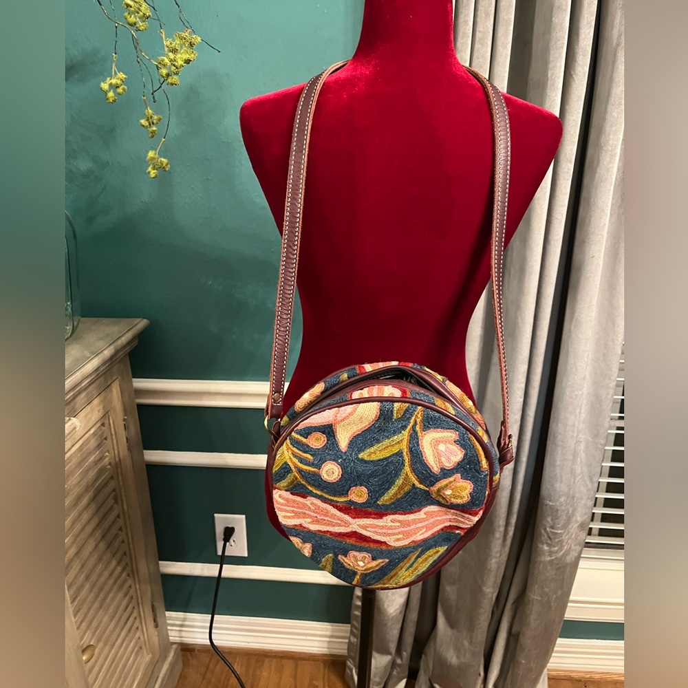 Elephant Walk Crossbody Tapestry Bag